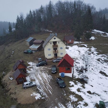 Pensiunea Poarta Lui Ionele Gîrda de Sus Exterior foto